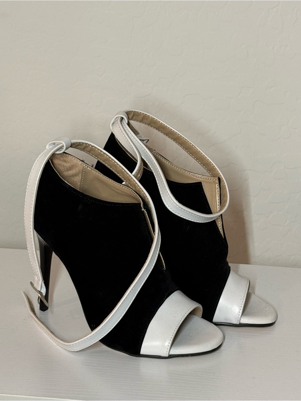 Black and White Open-Toe Stiletto Heels with Ankle Strap